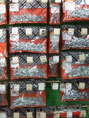 fasteners img